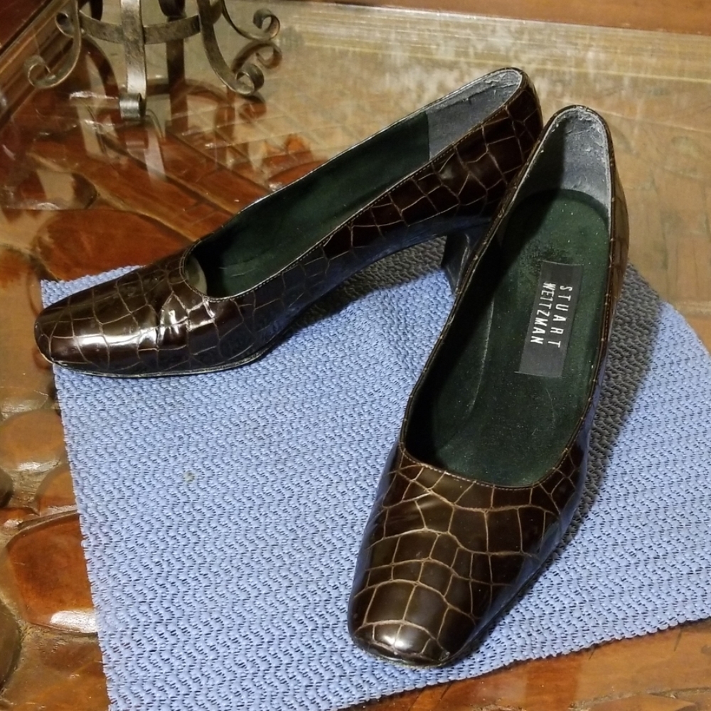 Stuart Weitzman brown shoes